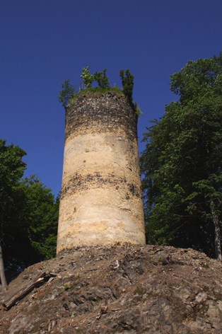 Bergfried der Riesenburg bei Ossegg