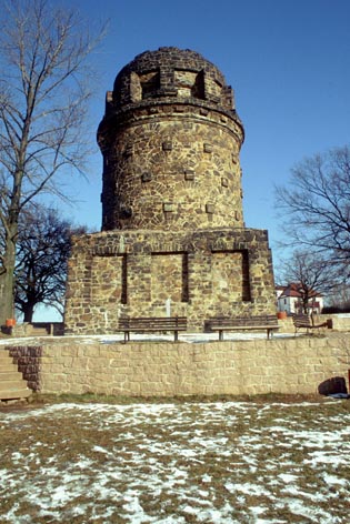 Der Bismarckturm beim Spitzhaus in Rabebeul