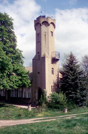 Der Aussichtsturm auf dem Boselfelsen