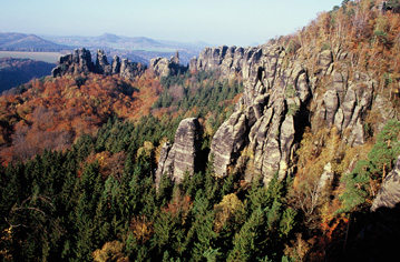 Ausblick vom Gratweg ber die Schrammsteine